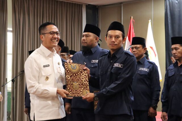 Jaga Keutuhan Bangsa Jelang Pemilu 2024, Ratu Dewa Lantik FKDM Palembang,