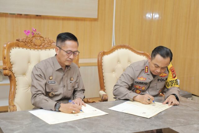 Miinimalisir anak putua sekolah, Pj Walikota dan Kapolrestabes teken MoU Bidang Pendidikan,