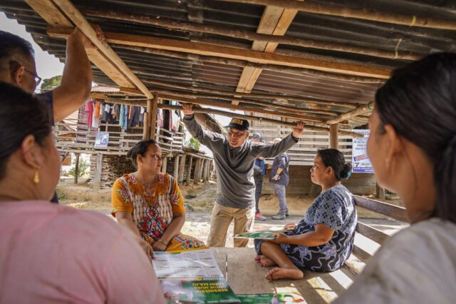 Telusuri pelosok Muba, Apriadi berikan bantuan ke warga