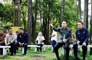 Dua Pj kompak kelilingi taman di Palembang, ingin jadikan magnet wisata