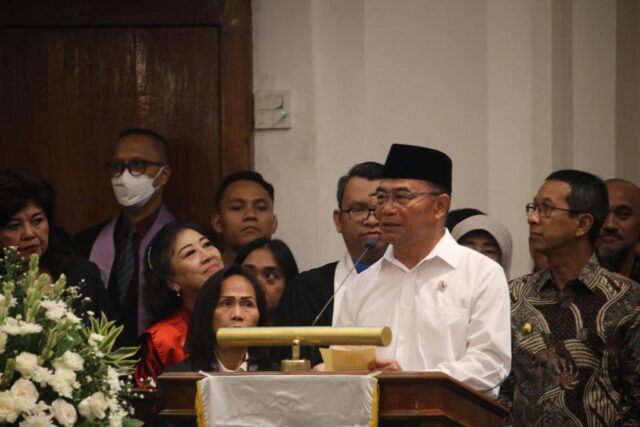 Menko PMK Tinjau Tiga Gereja di Jakarta, Pastikan Umat Kristiani Beribadah dengan Baik