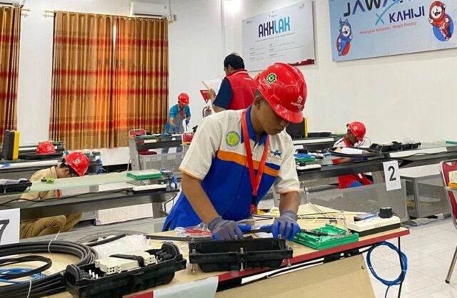 Telkom Cetak Talenta Digital Lewat Olimpiade Fiber Optik Nasional