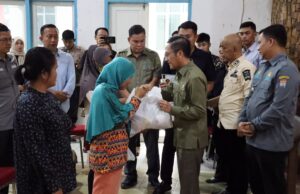 Tanggulangi kemiskinan ekstrem, 1.800 paket disebar di 18 kecamatan