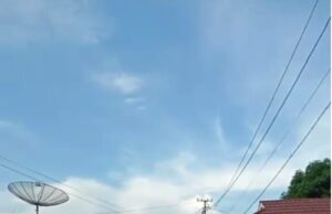 Banjir tak kunjung surut, warga Desa Lawang Agung terisolasi