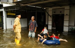 Ibu kota Muba mulai dilanda banjir, perumah elit mulai tergenang