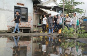 Ratu Dewa Bersama Ketua DPRD Tinjau Lokasi Banjir di Keramasan, 900 Warga Terdampak Segera Diberi Bantuan