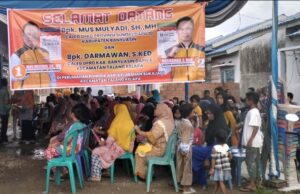 Didepan ratusan warga Perumahan Pondok Asri Mus Mulyadi SH MH dan Darmawan S.Ked berjanji akan amanah