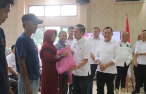 100 paket Sembako sasar masyarakat resiko stunting