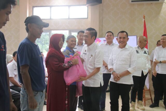 100 paket Sembako sasar masyarakat resiko stunting