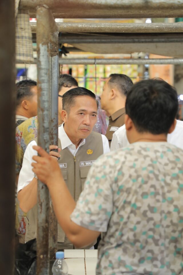 Satu bulan menjelang sambut Ramadhan, beras dan telur ayam di Palembang meroket