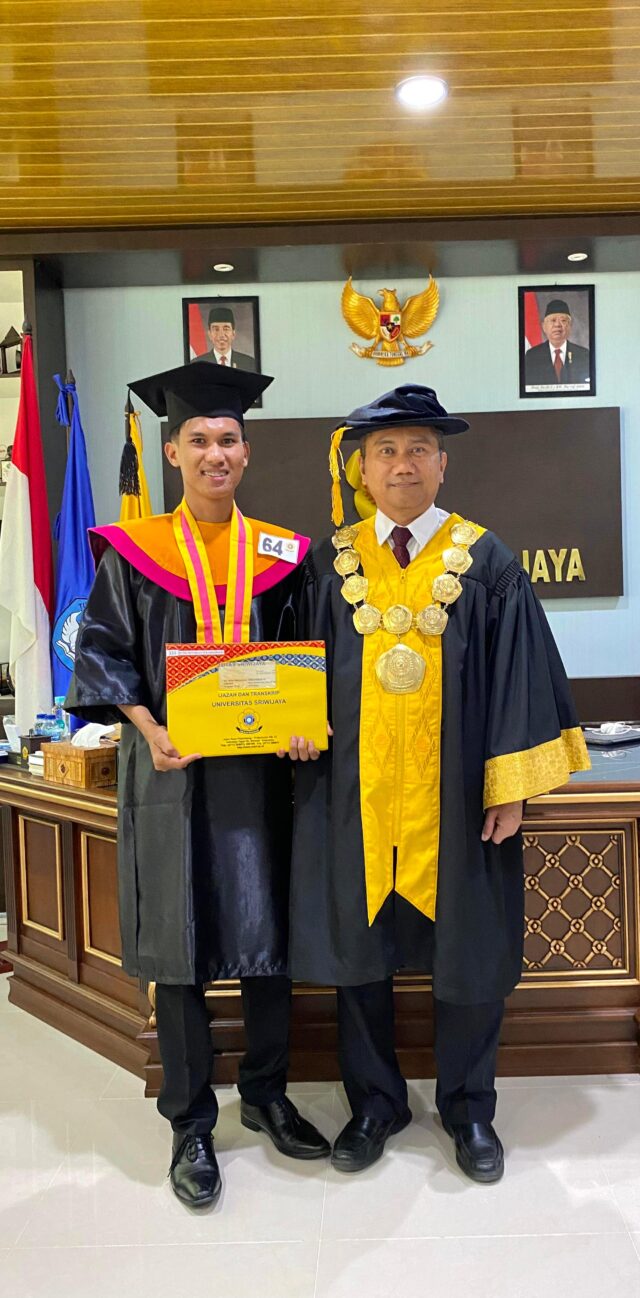Repli Agustiar Wisudawan Ilmu Komunikasi Fisip Unsri Lulus Dengan Predikat Lulusan Tercepat Pada Wisuda KE-170 Unsri
