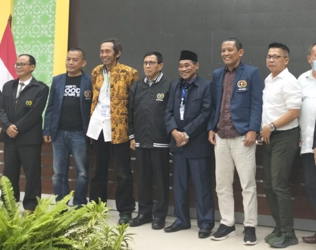Kurnaidi resmi nahkodai PWI Sumsel 2024-2029