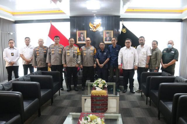 Kapolda Sumsel Terima Audiensi Ketua PWI dan Staf, Bahas Kolaborasi dan Undangan Pelantikan