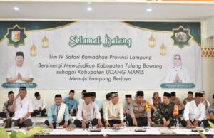 Perkuat Ikatan Pemerintah Dan Masyarakat, Danrem 043/Gatam Bersama Forkopimda Provinsi Safari Ramadhan Ke Kabupaten Tulang Bawang.