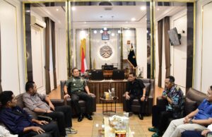 Ketua PWI Sumsel bersama Danrem 044/Gapo Bahas Sinergitas