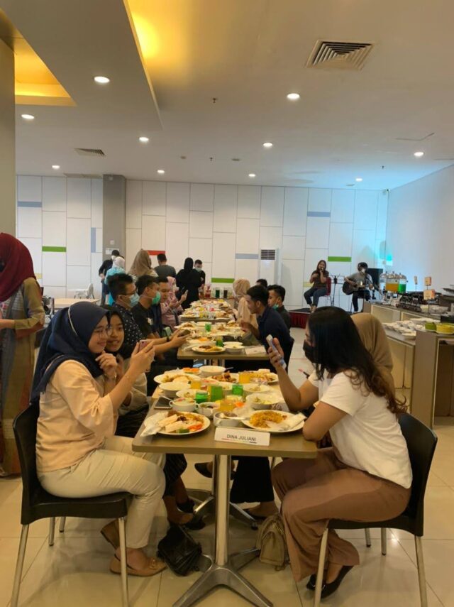 Burgo (Buko Bareng Keluargo) Ramadhan di Amaris Hotel Palembang