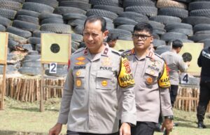 Wakapolda dan PJU Polda Sumsel fokus Bidik sasaran,saat latihan menembak