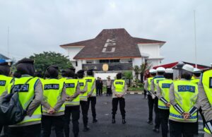 Polda Sumsel lakukan pengamanan di KPU Sumsel