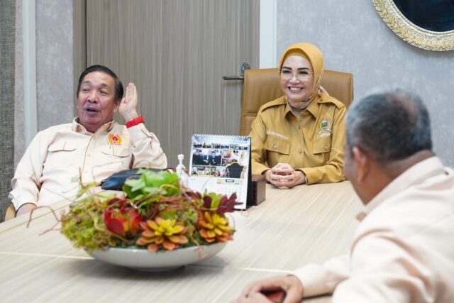 Ketua DPRD Sumsel,Dr.Hj.RA.Anita Noeringhati SH MH Memimpin Rapat Anggaran KONI Sumsel