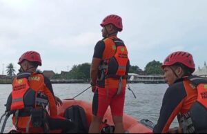 Tim SAR masih berjibaku mencari Endut ABK yang tengelam Jukung meledak