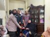 Orang Tua Anggota Meninggal Dunia, kabidhumas Polda Sumsel Beserta Personil Melayat ke Rumah Duka