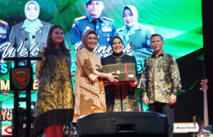 Ketua DPRD Provinsi Sumsel Dr.Hj RA Anita Noeringhati SH MH Hadiri Serah Terima Jabatan Pangdam II Sriwijaya
