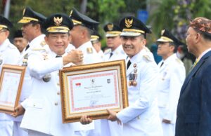 Ratu Dewa Sukses Terima Penghargaan dari Mendagri di Hari Otoda 2024, Satu-Satunya di Sumsel