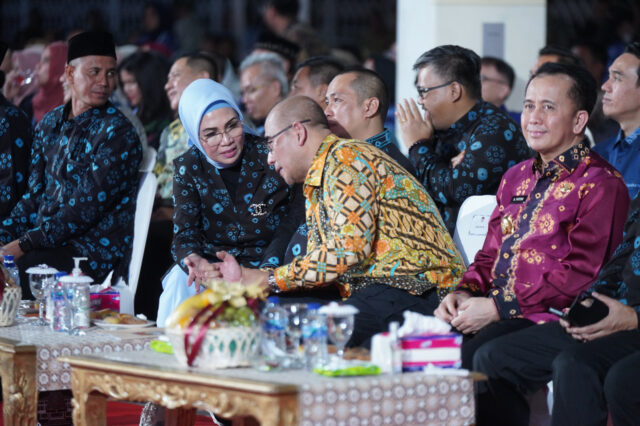 Ketua DPRD Provinsi Sumsel ,Dr Hj.RA.Anita Noeringhati SH MH Hadiri Launching Pemilihan Gubernur dan Wakil Gubernur Sumsel Tahun 2024-2029