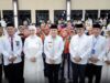 Ketua DPRD Provinsi Sumsel Dr Hj RA.Anita Noeringhati SH MH Bersama Pj Gubernur Agus Fatoni Lepas Keberangkatan 445 Jemaah Calon Haji Kloter Pertama Embarkasi Palembang
