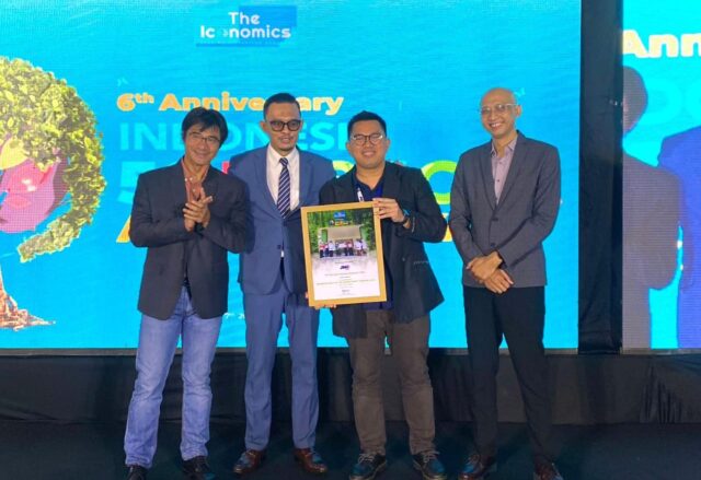JNE Raih Penghargaan The Iconomics “Indonesia Best 50 CSR Awards 2024”