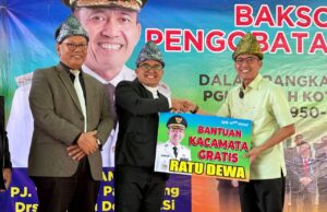 Ratu Dewa Terima Pujian Jadi Bapak Toleransi, Baksos dan Pengobatan Gratis HUT PGI Dipenuhi Warga