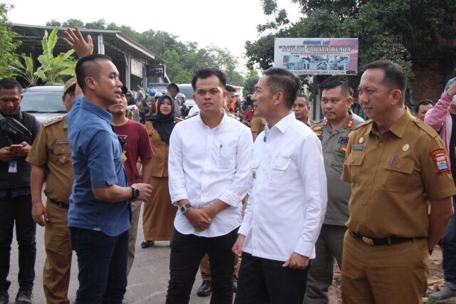 Ratu Dewa janjikan 100 titik lampu PJU akan disebar.di Gandus