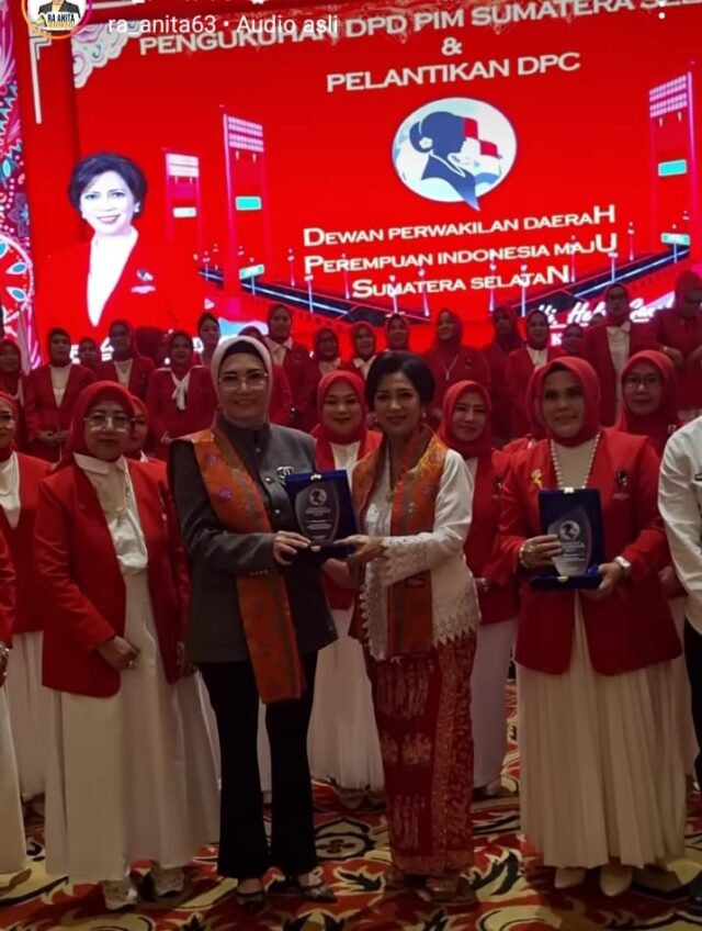 Ketua DPRD Provinsi Sumsel Dr Hj RA Anita NoeringHati SH MH Hadiri Pengukuhan DPD Perempuan Indonesia Maju