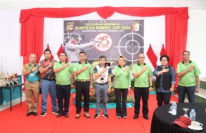 Ketua DPRD Provinsi Sumsel Dr Hj RA Anita NoeringHati SH MH Hadiri Pembukaan Kejuaraan Menembak Kapolda Cup 2024