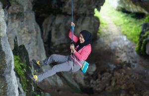 Ocha Nugraha Berawal dari Model kini Menjadi Pendaki Content Creator