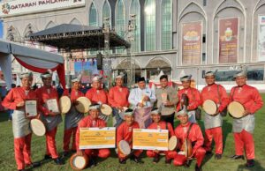 Tim Rebana LASQI Labura Mewakili DMDI Indonesia Juarai Festival Kompang Antarbangsa di Melaka