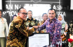 JNE Terima Penghargaan dari Badan Narkotika Nasional Provinsi DKI Jakarta