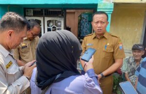 Kadisdik Santuni Siswa Korban Kebakaran