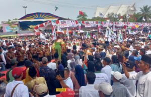 Meriah, Ribuan Massa Sesaki Deklarasi Bapaslon JADI
