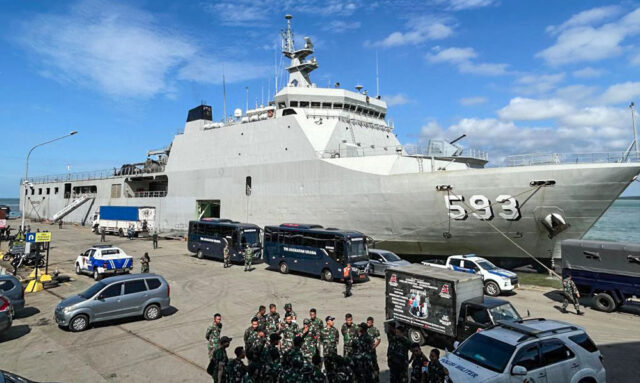 KRI Banda Aceh-593 Tiba di Balikpapan, Siap Dukung Peringatan HUT ke-79 RI di IKN