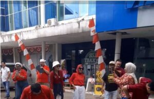 Beginilah keseruan kalau karyawan dan penyiar radio rayakan HUT RI