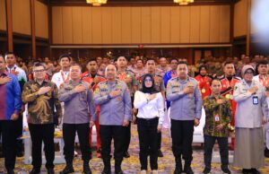 SSDM Polri Berikan Penghargaan Pin Emas Untuk Atlet Polri Berprestasi