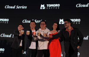 Sukses Jual 40 Juta Cup Dalam Setahun, TOMORO COFFEE Kenalkan Maudy Ayunda Sebagai TOMORO Empowering Officer