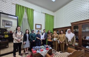 SMP Negeri 1 Palembang Terima Kunjungan Kementerian Singapura