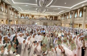 Lautan Jemaah Padati Tabligh Akbar, Doakan Kemenangan RDPS di Pilkada Palembang