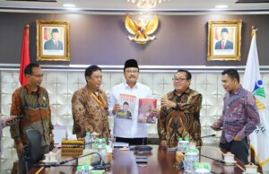 Pengurus SMSI Pusat Dipimpin Ketum Firdaus Gelar Audiensi dengan Mensos Saifullah Yusuf