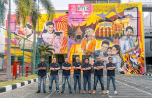 Indosat Ooredoo Hutchison Pererat Hubungan dengan Komunitas Seniman Lokal Medan melalui Kolaborasi Mural