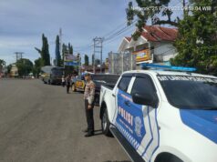Satlantas Polres Bengkulu Utara kawal pembagian brosur penerimaan Serdik Baru TK Kemala Bhayangkar