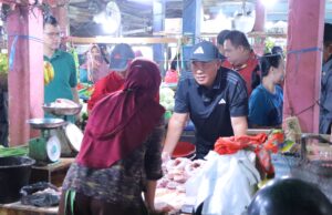 Jelang Ramadhan, Sekda tinjau harga sembako di pasar tradisional