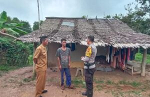 Sambut Ramadhan, SDM Polda Sumsel Laksanakan Kegiatan Bedah Rumah